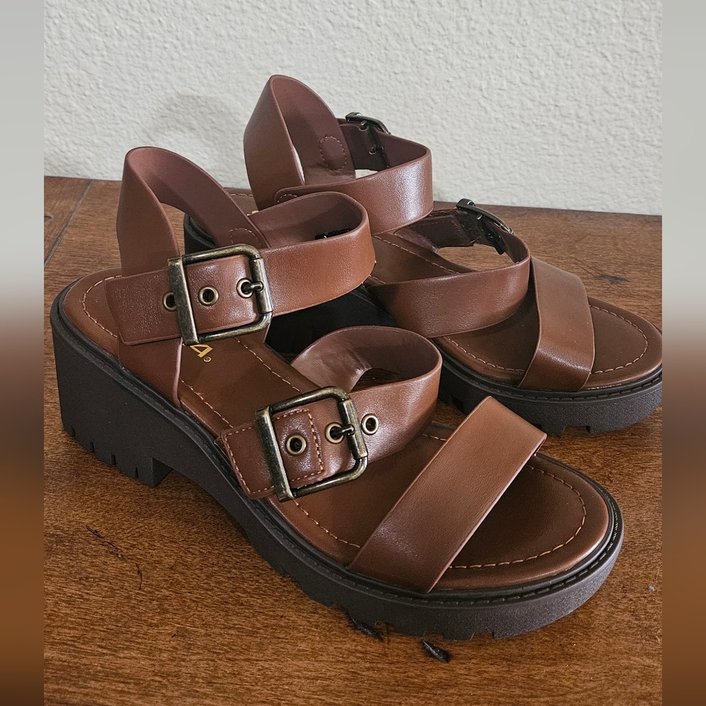 🥝 SODA/ Brown Leather Rubber Wedge Sandals 🥝
